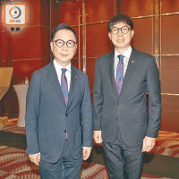 蔡榮星（左）同馬清揚（右）日前齊齊出席家電品牌活動。