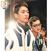 「幣少爺」黃鉦傑（左）被控在公眾地方犯妨擾罪，案件昨在西九龍法院提堂。