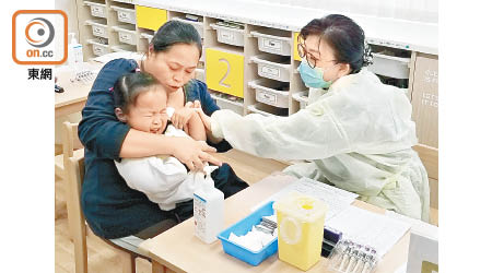 季節性流感疫苗學校外展接種計劃會恒常化，當局指計劃對防控流感有一定成效。