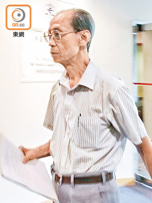 八十一歲的西醫黃榮安被控兩項專業失德，全部罪名不成立。