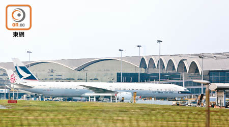 國泰航空一架由香港前往悉尼的客機延誤起飛。