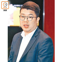 劉國勳認為政府無「燒烤牌」制度，令經營者沒有清晰的營運指引可以依從。