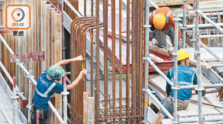 卅五萬名建造業工人今年無人工加。