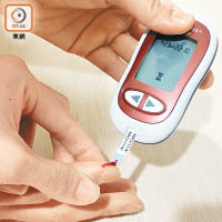 糖尿病患者應按醫生指示監測血糖狀況。