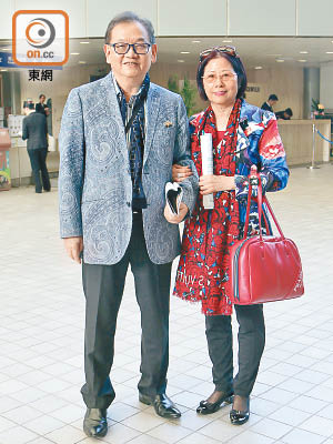 陳黎惠蓮夫婦聖誕會拉大隊去泰國旅行放鬆吓。