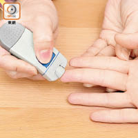 糖尿病人宜定期「篤手指」監察血糖變化。