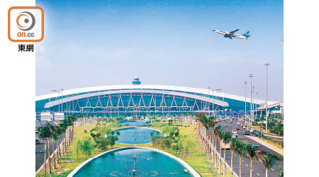 白雲機場今年的客運量有望超越香港機場。