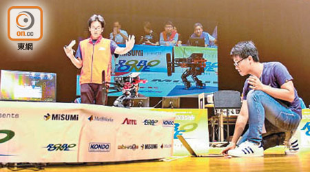 科大機械人競賽團隊揚威海外，在日本人型機械人格鬥賽奪得亞軍。