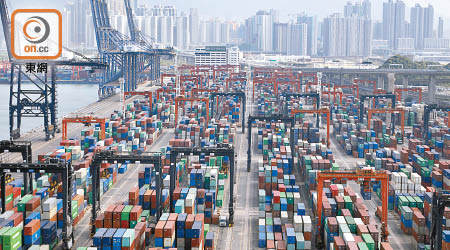 本港九個貨運物流組織聯署，促請政府提供多項援助。