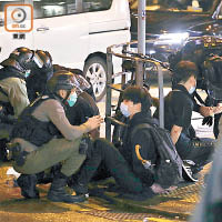 太子<br>防暴警在太子站一帶拘捕示威者。（袁志豪攝）