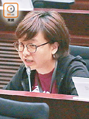 朱詠妍不認同政府堅決要以明日大嶼去解決房屋問題。