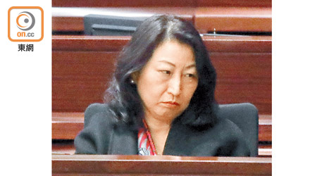 鄭若驊被批解說「港版國安法」不清楚，未能釋除公眾疑慮。