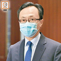 公務員事務局局長 聶德權