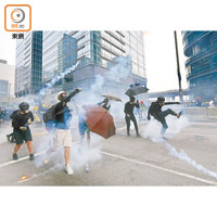 國際特赦組織指警方曾有六宗涉濫用催淚彈個案。