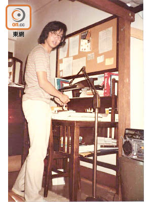 莫乃光於一九八二年赴美國普度大學攻讀電腦電機工程。
