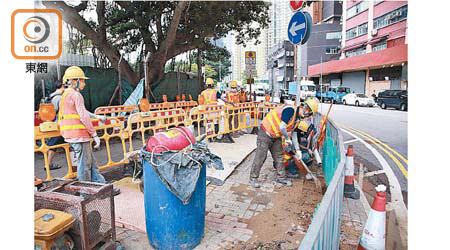 鑽石山：炎炎夏日，在烈日下工作的地盤工人是高危一族。