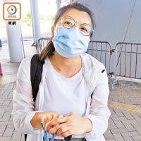 劉女士擔心香港疫情，決定帶兒子到內地提早放暑假。