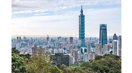 台灣將香港及澳洲剔除出中低風險國家及地區名單。