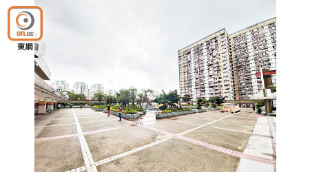樂華北邨：三名女街坊做運動期間被非禮。（張開裕攝）