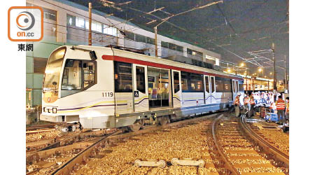 有輕鐵列車上周六於兆康站發生出軌事故。