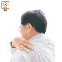 人到中年容易腎氣不足，患上肩周炎。