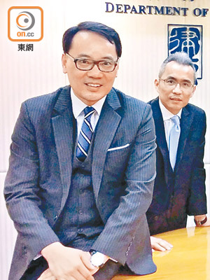 副刑事檢控專員譚耀豪（左）被傳有機會接替梁卓然（右），出任刑事檢控科「一哥」。