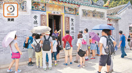 葉慶寧建議政府放寬禁聚令至三十人，讓業界可舉辦本地遊。
