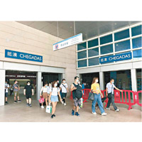 香港是澳門第二個主要旅客來源，澳門一直希望與香港恢復通關。