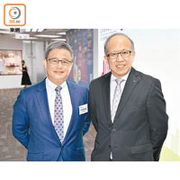 老少聰（右）認為回收再造係香港再工業化嘅重要一環，左係工總名譽會長鄭文聰。