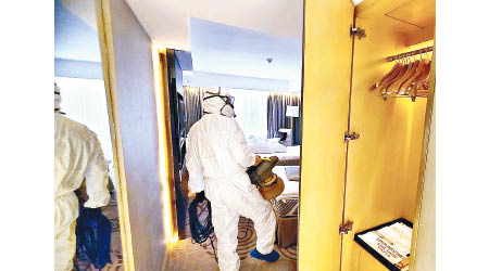 尖東帝苑酒店指已完成公共地方及客房等範圍的消毒，本月廿四日重開。（帝苑酒店Fb）