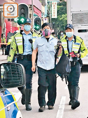 新巴一名車長在九龍大遊行期間被拘捕。