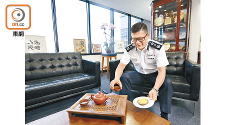鄧炳強愛吃蛋撻，認為滿載香港情懷。