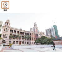 兩名清華大學學者早前獲推薦出任港大副校長引來關注。
