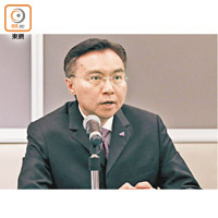 李惠光認為若要成為領袖，必須不斷追求進步同卓越。