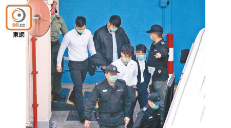 歐國偉（後左）、鄧文謙（前左二）和林易昇（後右）早前已被法庭判監。