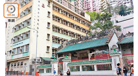 東華三院計劃把文武廟旁的空置校舍，改建為青年宿舍。