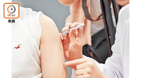 全港約千多名私家醫生會參與新冠疫苗接種計劃。