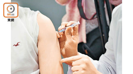 首批疫苗最快本月應市為市民接種。