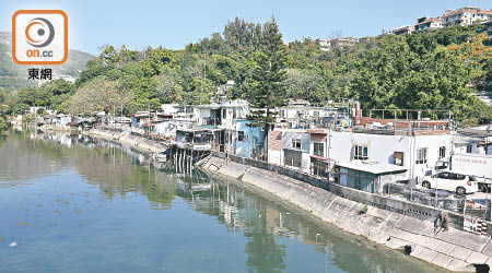 嘉和里村是本港水浸黑點。（何天成攝）