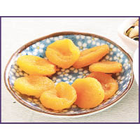 杏脯等淺色乾果接觸空氣後會迅速變為深色。