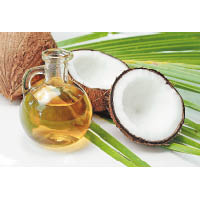有人誤信椰子油可以降低血液中的膽固醇。