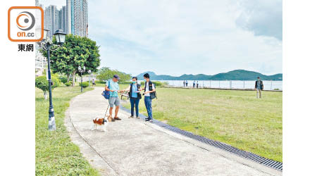 數碼港海濱公園事隔一個月後再發生毒狗案。