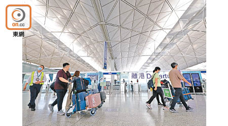 政府公布與新加坡建立的「旅遊氣泡」，將於下月26日重啟。