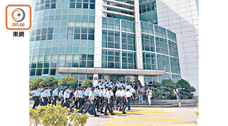 警方國安處去年8月到壹傳媒大樓搜查。