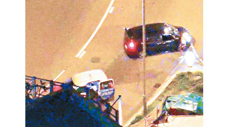 七人車司機在出事後開車逃去。