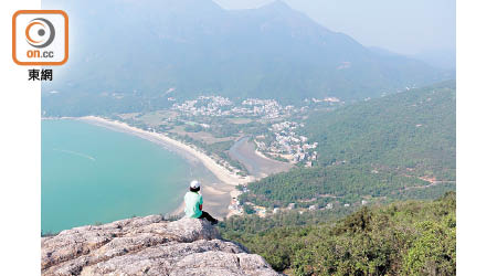 大嶼山芝麻灣郊遊徑附近遭非法砍伐樹木，範圍波及南大嶼郊野公園。