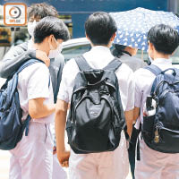 目前已有至少八千名12歲以上中小學生接種疫苗。