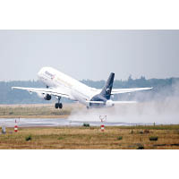 德國漢莎航空客機被禁止由今日起至本月29日從法蘭克福着陸香港。