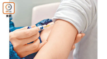 研究指出，霧化吸入式新冠疫苗的劑量只屬肌肉注射式疫苗的20%。