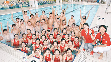 福建中學泳隊對於完成「男爭前4、女求護級」兩大目標充滿信心。
